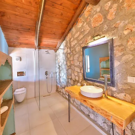 Kale - Adult Only + 15 Kaş