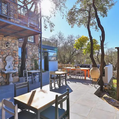 Lodge Kale - Adult Only + 15 Κας